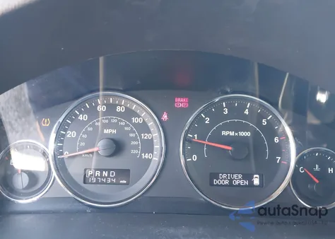 2009 Jeep Grand Cherokee Laredo z USA, uszkodzony, nr VIN 1J8GR48K19C526580